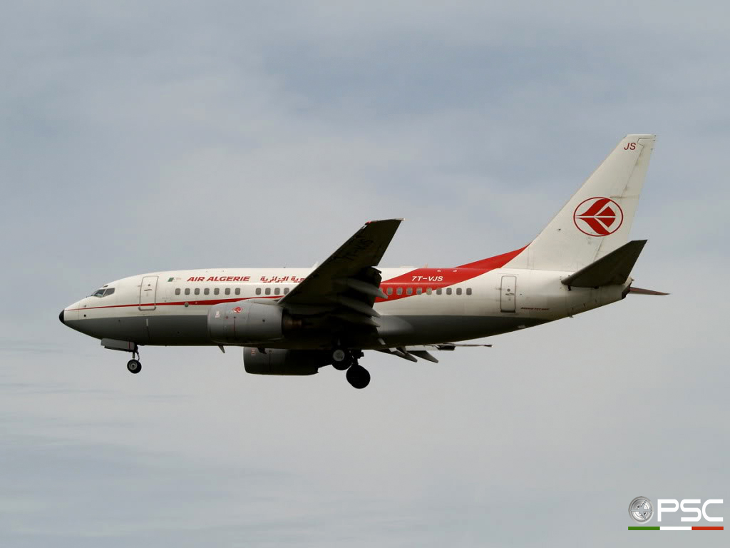7T-VJS B737-6D6 30210/1150 Air Algérie @ London Heathrow Airport 23.05.2009 © Piti Spotter Club Verona
