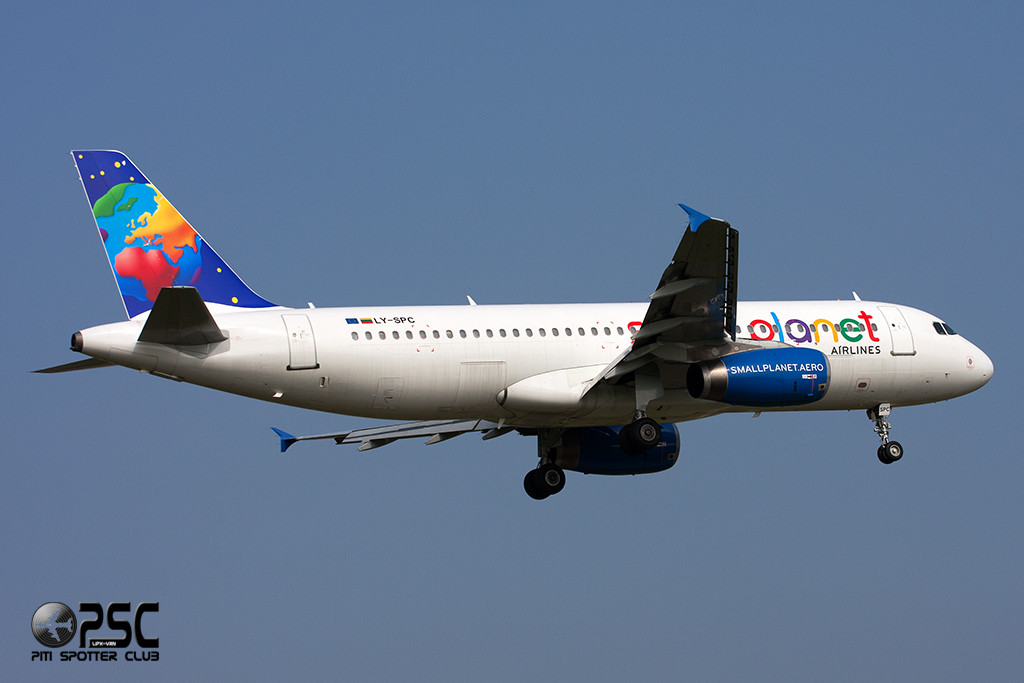 LY-SPC A320-231 415 Small Planet Airlines
