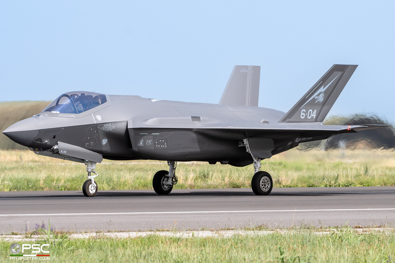 AL-19; F-35A MM7369 - 6-04