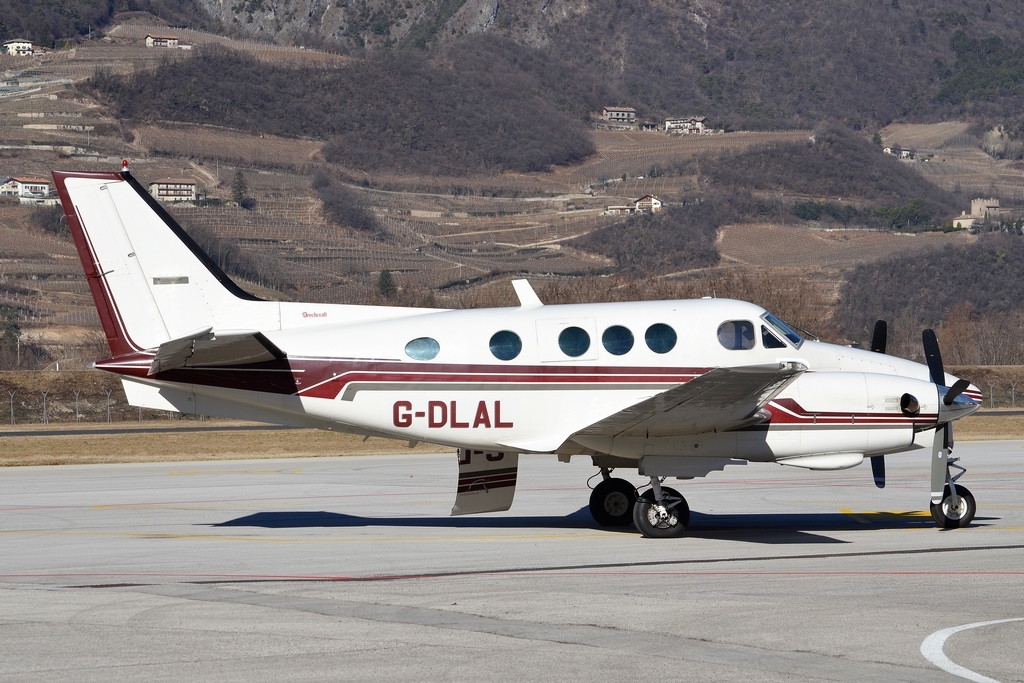 G-DLAL Beech E90 LW-187 Aerodynamics Ltd. @ Aeroporto di Trento © Piti Spotter Club Verona