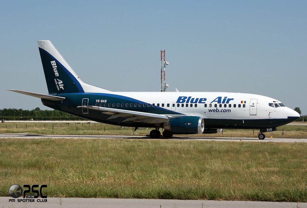 YR-BAB B737-53A 24785/1882 Blue Air
