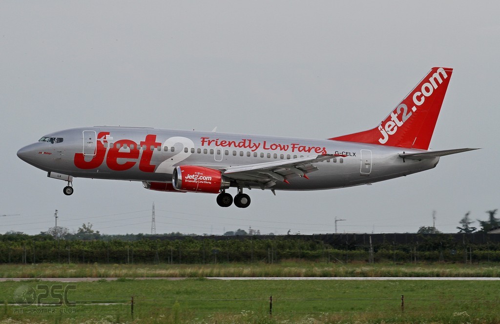 G-CELX B737-377QC 23654/1273 Jet2 05apr03 Converted from B737-377 to B737-377QC