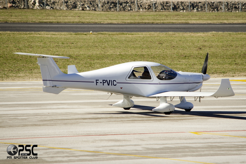 F-PVIC - Dyn Aero MCR4s - Private @ Aeroporto di Trento © Piti Spotter Club Verona