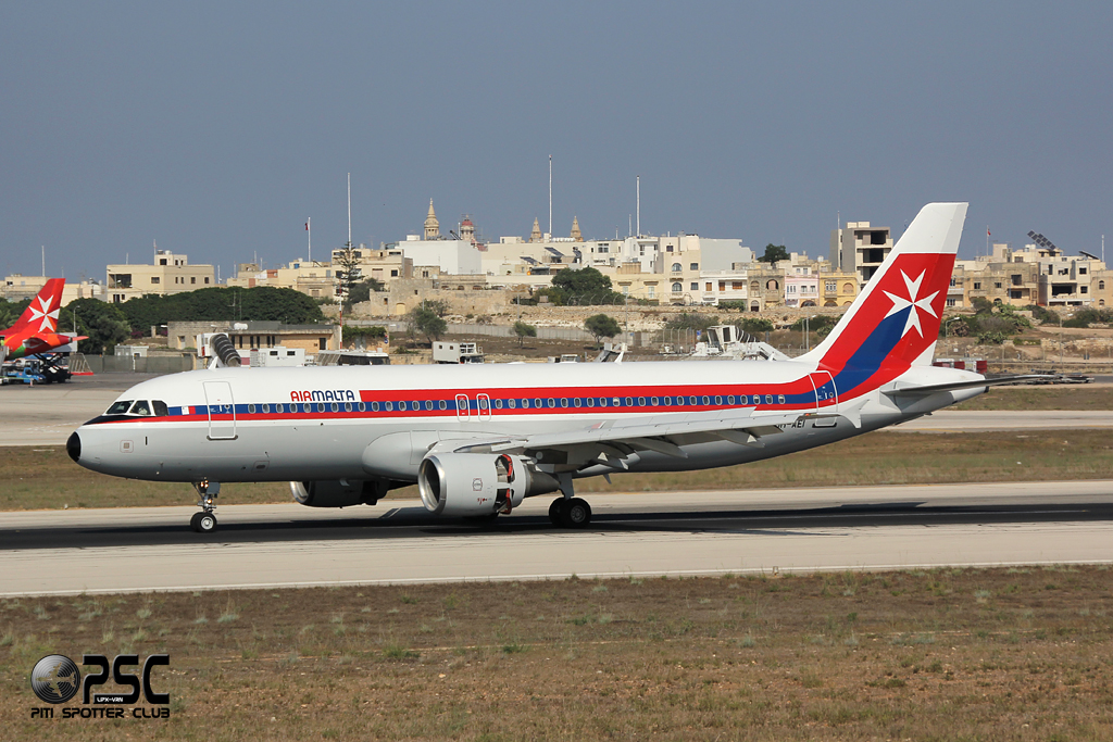 9H-AEI A320-214 2189 Air Malta @ Malta Airport 09.2014 © Piti Spotter Club Verona