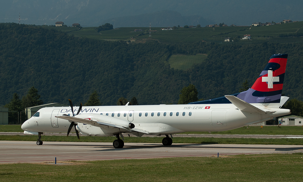 HB-IZW Saab 2000 2000-039 Darwin Airline @ Aeroporto di Bolzano © Piti Spotter Club Verona