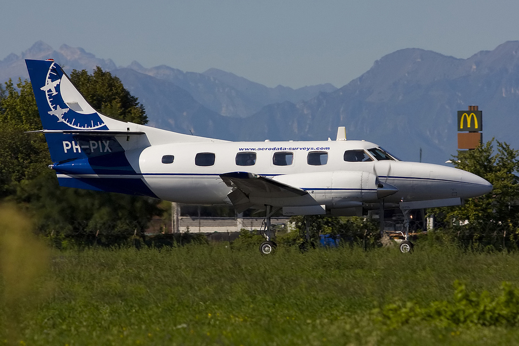 PH-PIX SA226T T-267 Aerodata Remote-Sensing BV @ Treviso Airport 14.09.2011 © Piti Spotter Club Verona