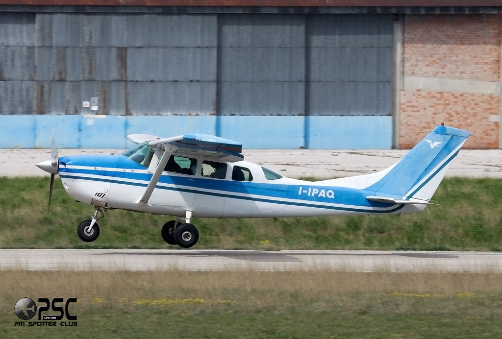 I-IPAQ Cessna TU206G T206 U20604390