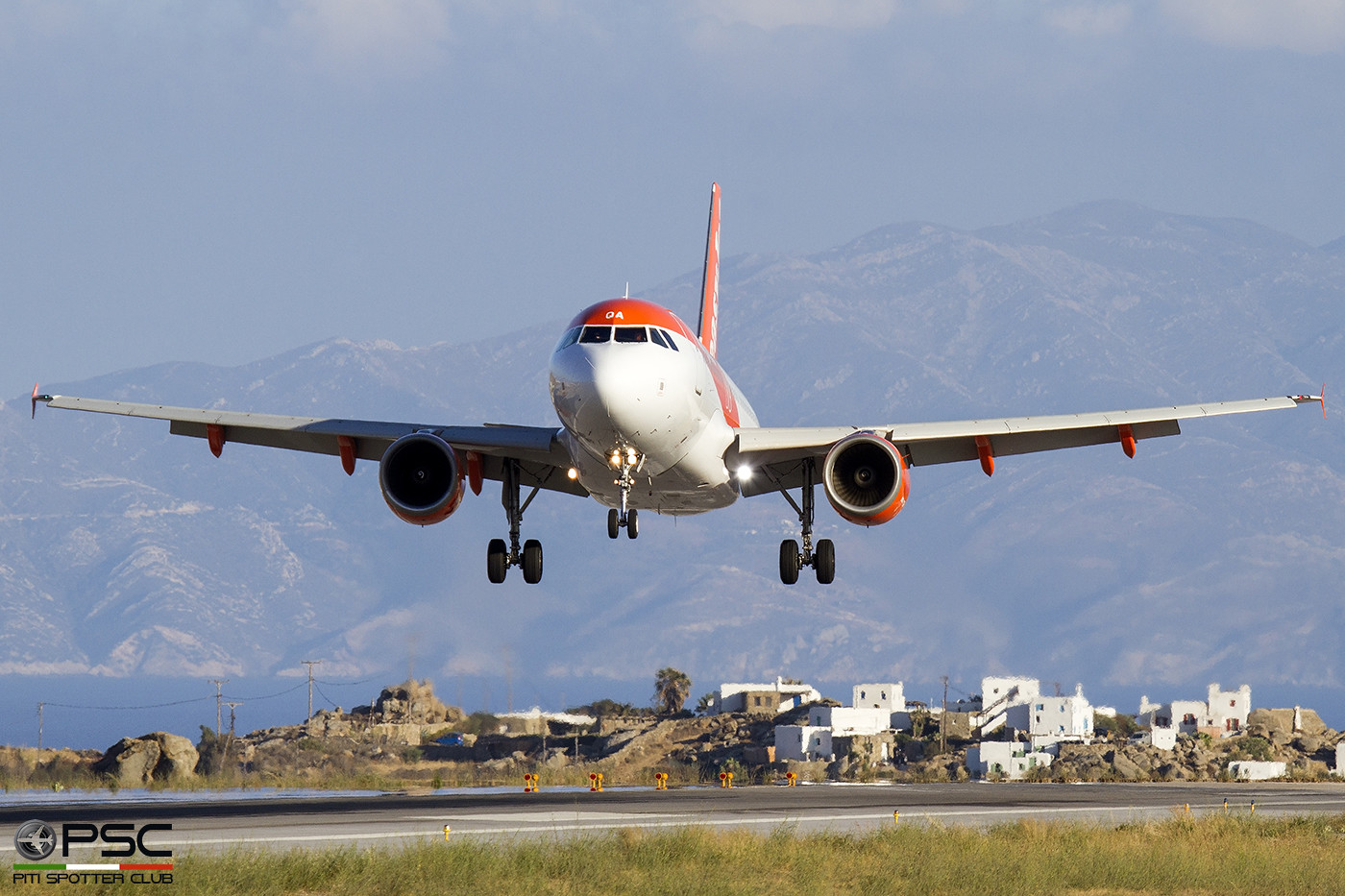 OE-LQA  A319-111  3799  easyJet Europe  © Piti Spotter Club Verona 
