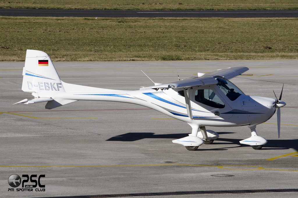 D-EBKF Remos GX GX 405 L1P 3D0855 LSV Kaufbeuren @ Aeroporto di Trento © Piti Spotter Club Verona