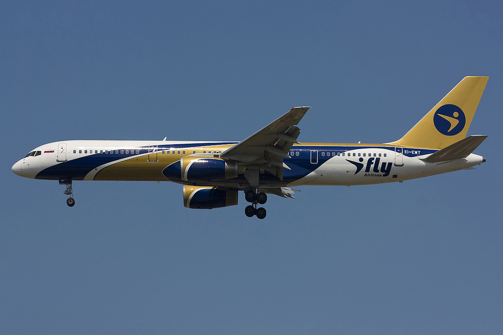I-EWT B757-28A 29381/958 I Fly @ Rimini Airport 25.07.2012 © Piti Spotter Club Verona