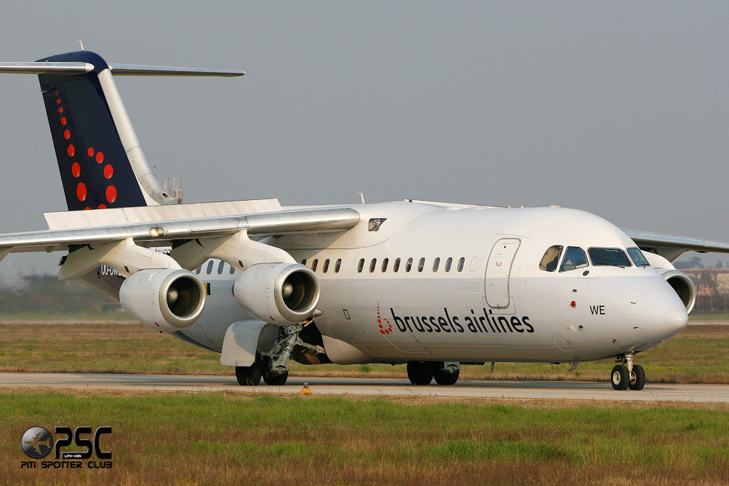 OO-DWE BAe146-RJ100 E3327 Brussels Airlines