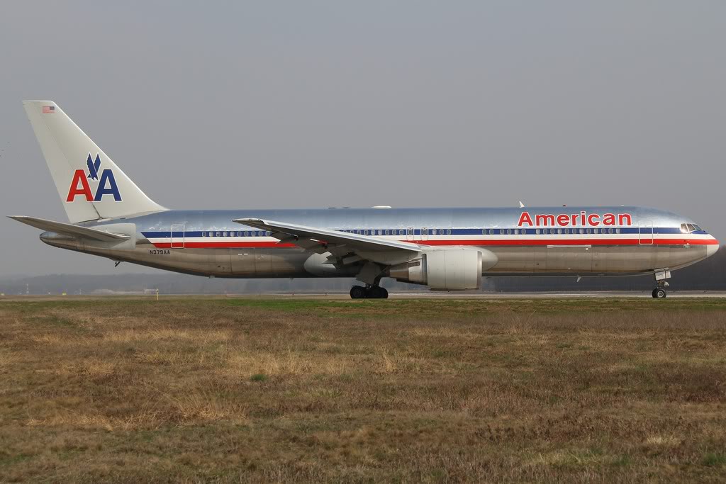 N379AA B767-323ER 25448/481 American Airlines @ Milano Malpensa Airport 25.03.2012 © Piti Spotter Club Verona