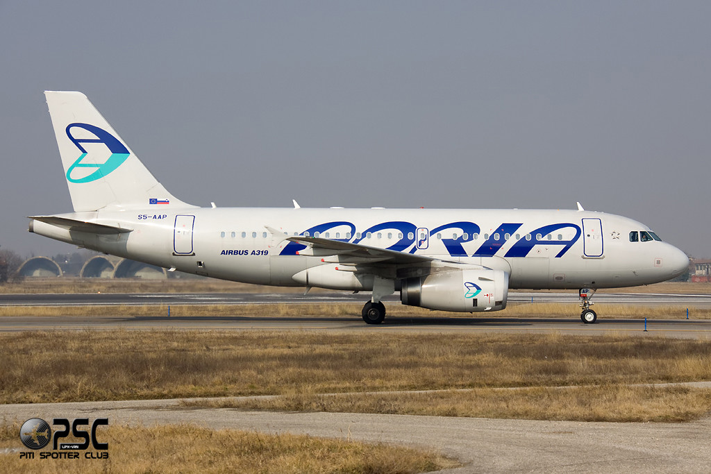 S5-AAP A319-132 4282 Adria Airways