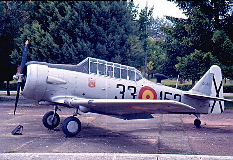 C.6-152 33-152 SNJ-5 121-41843 Villanubla