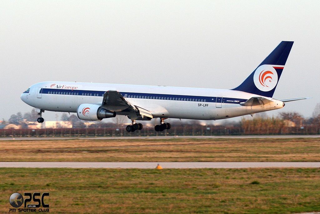 SP-LPF B767-319ER 24876/413 Air Europe