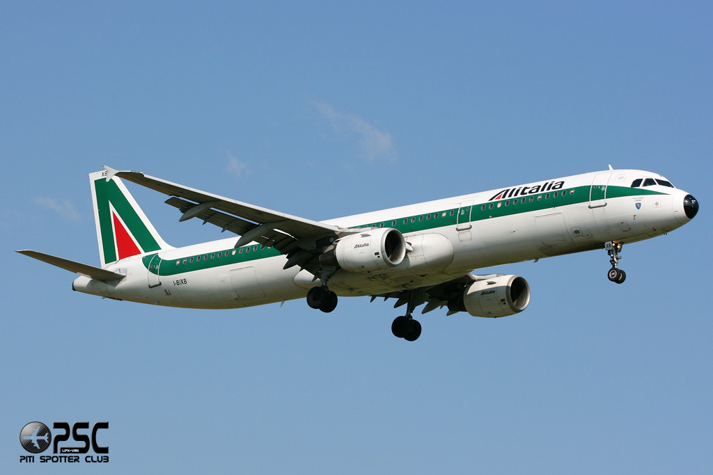 Airbus A321 - MSN 524 - I-BIXB @ Aeroporto di Verona © Piti Spotter Club Verona