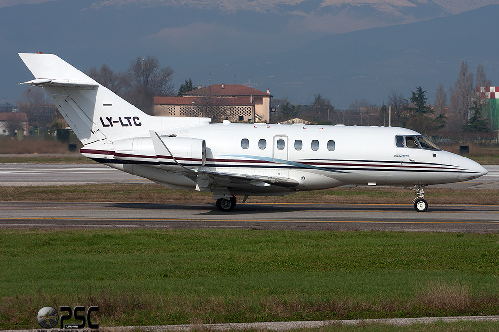 LY-LTC BAe125-800XP 258399 Charter Jets