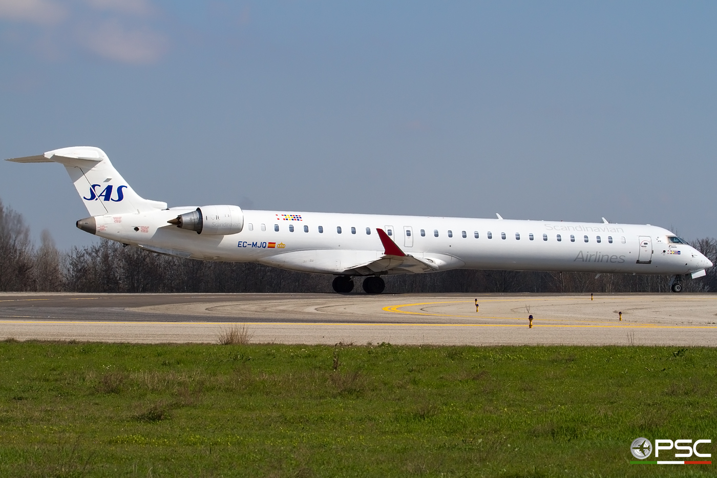EC-MJQ CRJ1000 19047 SAS Scandinavian Airlines - Scandinavian Airlines System @ Bologna Airport 03.2018 © Piti Spotter Club Verona