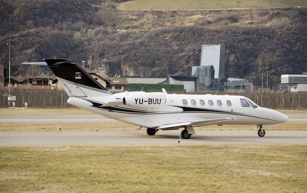 YU-BUU Ce525A (CJ2+) 525A-0411 AirPink @ Aeroporto di Bolzano © Piti Spotter Club Verona
