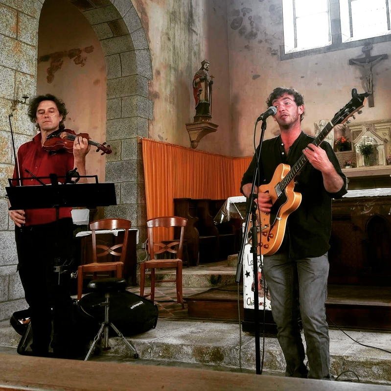 Loisel.Sevrain / Chansons Swing / Botmeur (29) 16 juillet 2023 / Photo : Heol Hyène 