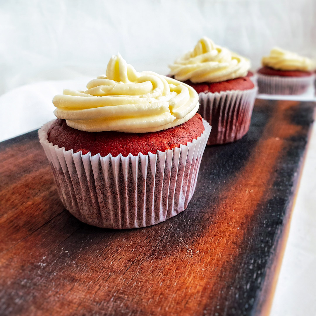 Red Velvet Cupcakes mit Frischkäse Frosting ♡
