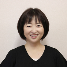 サロン代表 高岡博美