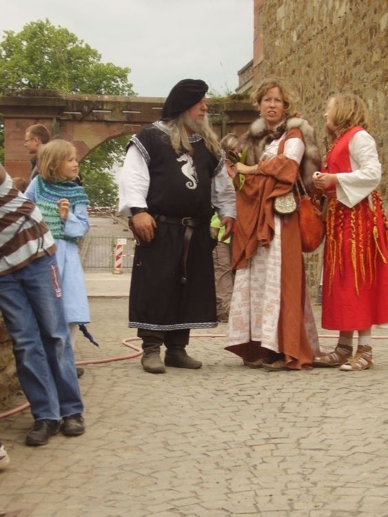 edles Volk auf Ehrenbreitstein