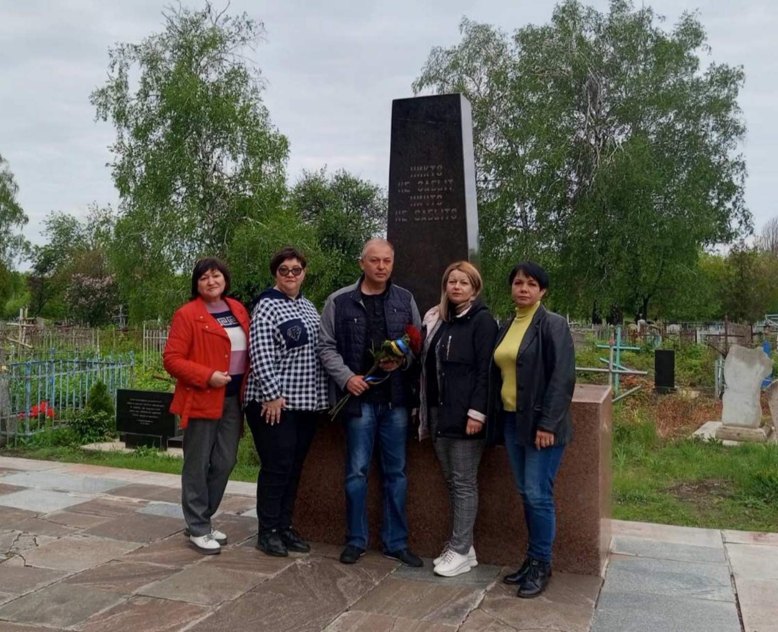 Пам’ятаємо. Шануємо. Зберігаємо: заклади освіти Лозівської громади вшанувала пам’ять героїв Другої світової війни
