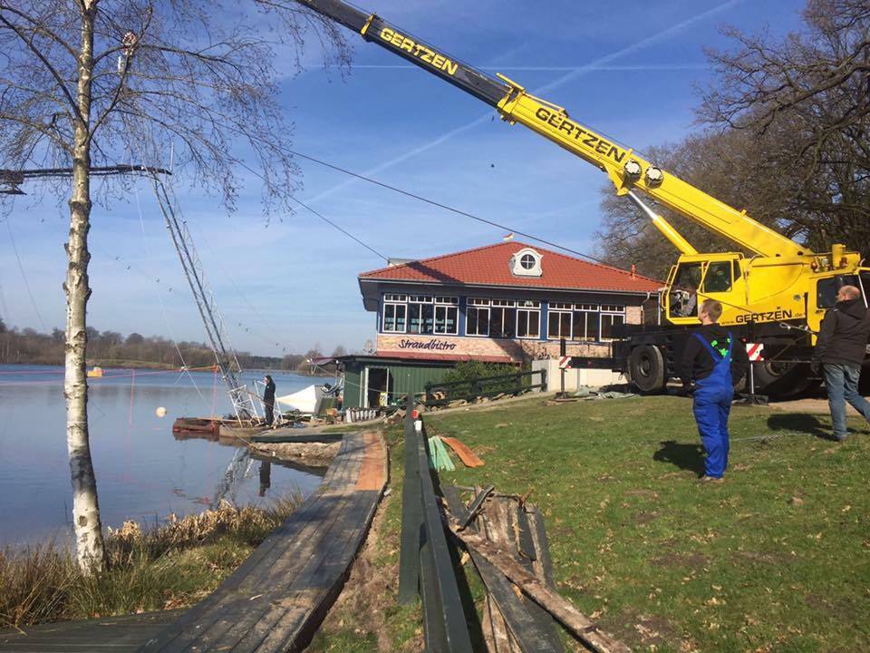 Dankern Motormast versetzt 