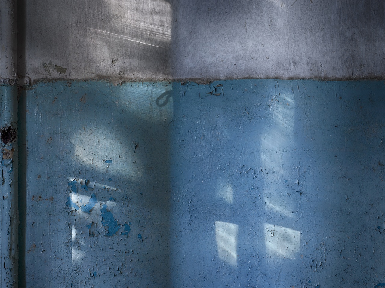 Edition 33. Dresdner Graphikmarkt 2014: Michael Lange, o.T. Nr. 5/14 aus der Serie "tagsüber auch schatten" Fotografie/Pigmentdruck auf Barytpapier