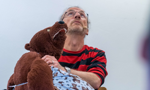 2. März. 25 (So):  Lorenz Pauli - Kindertheater