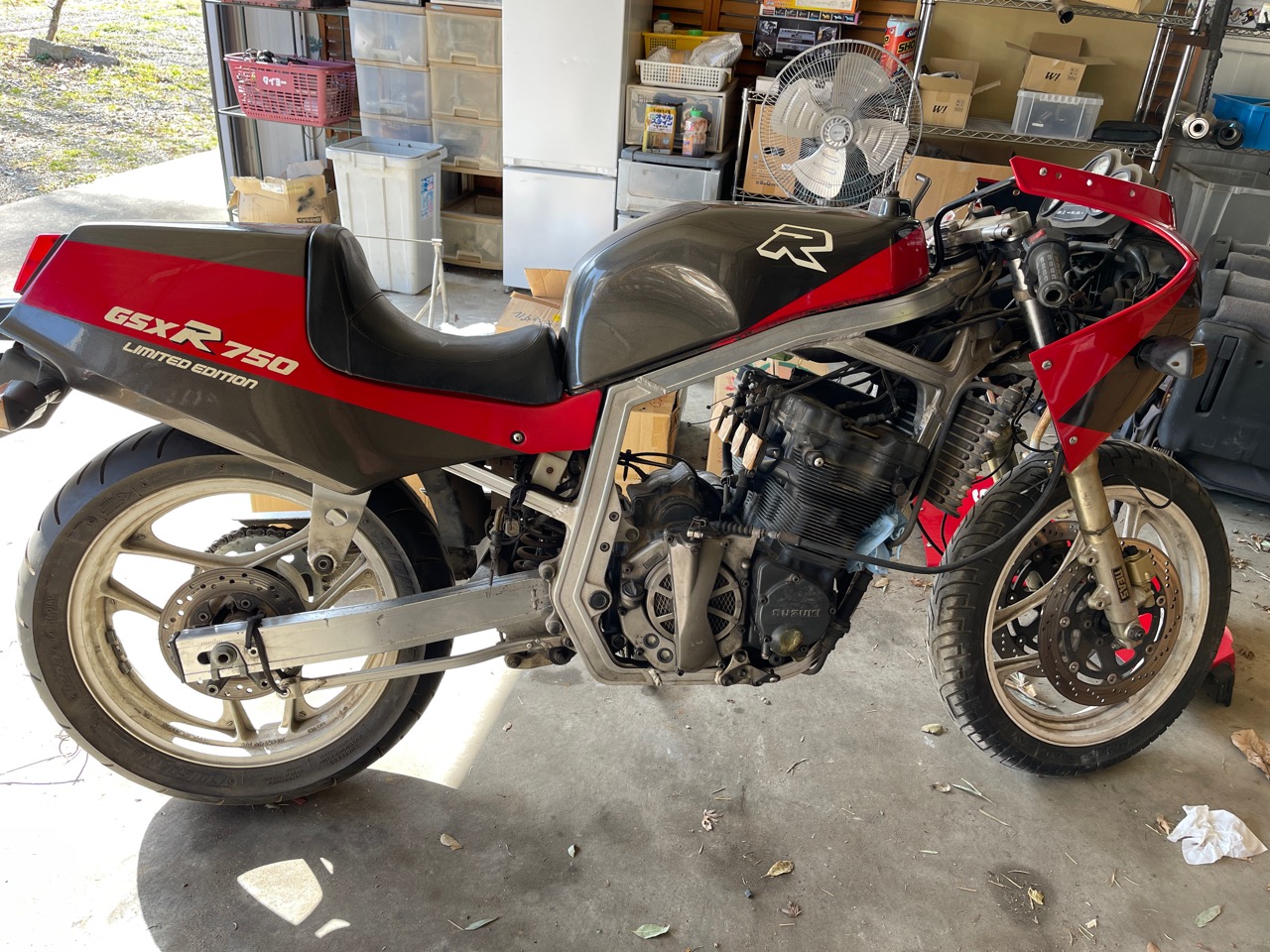 念願のGSX-R750R 乾式クラッチ限定車 - 茨城で中古バイクの買取