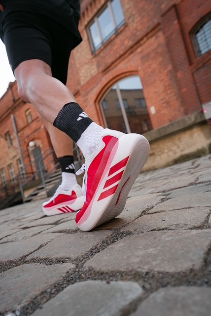 ADIDAS HYPERBOOST EDGE TEST 2026 – Meine Erfahrungen mit dem neuen Straßen- & Marathonlaufschuh 