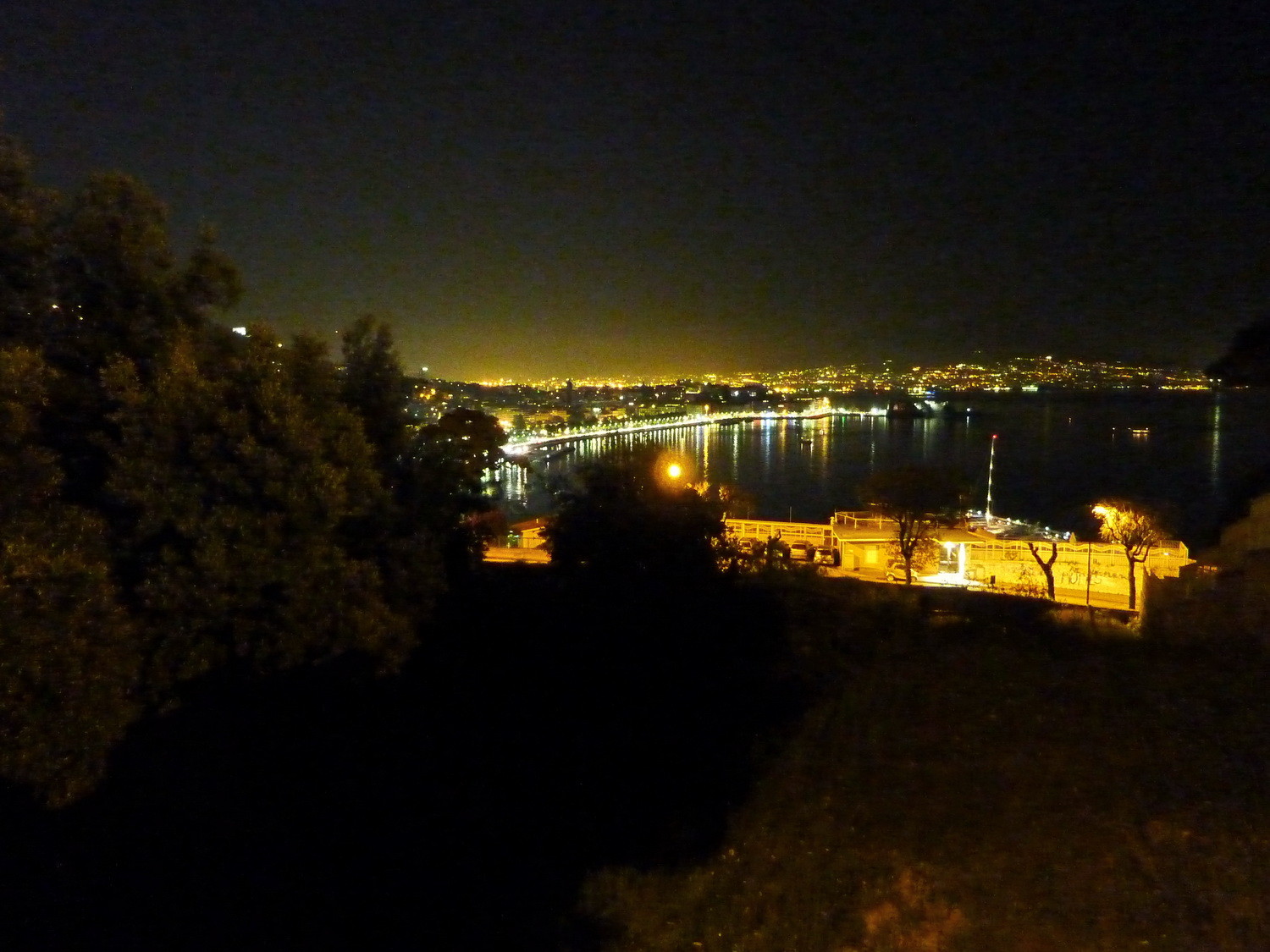 Nacht über Neapel