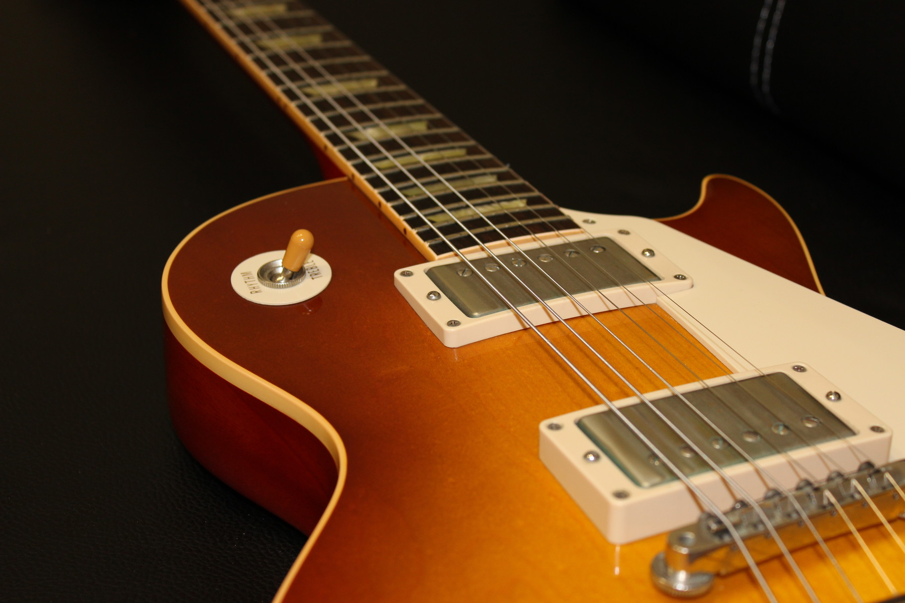 Gibson R8 abgerichtet und eingestellt