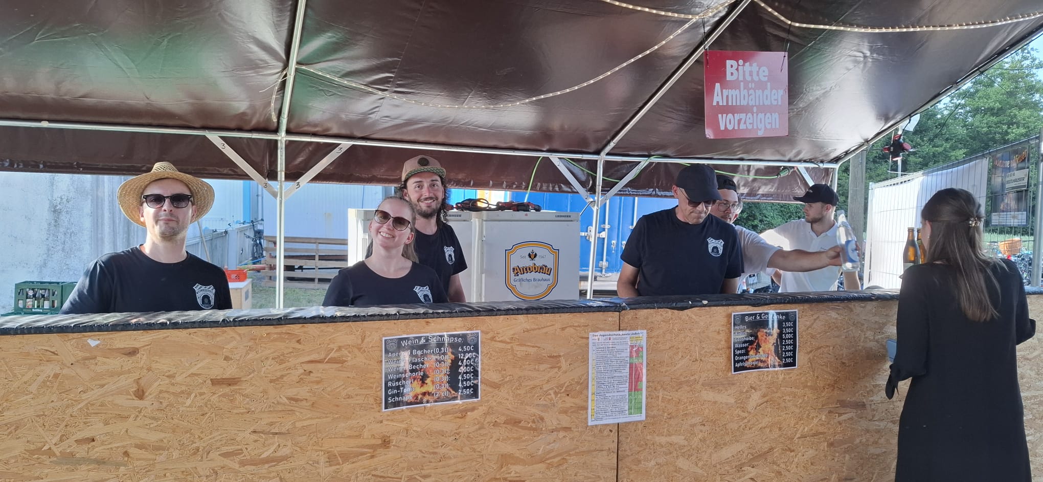Das Kellerbuam Team ist einsatzbereit.