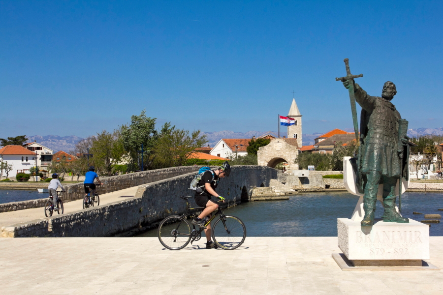 Už tiltelio - Nino miestas - Kroatijos Zadaro pakrantėje