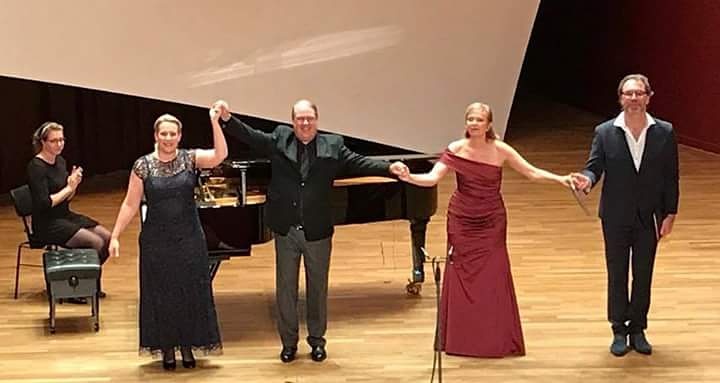 Uraufführung "À Vianden" Von Marco Pütz vom 9.10. 2017 in der Philharmonie in Luxemburg. (Elisabeth Frenay, Michèle Kerschenmeyer, Marco Pütz, Evelyn Czesla und Nico Wouterse) 