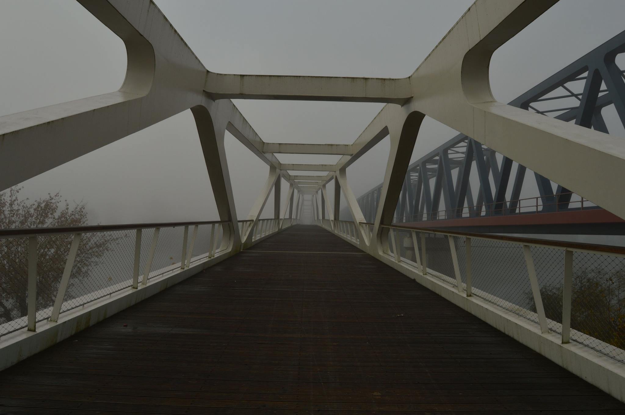 Fußgängerbrücke Donaupromenade Deggendorf