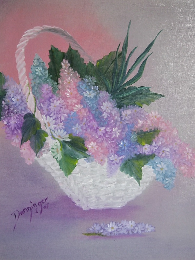 Blumenbilder gemalt: Flieder im Korb, 40 x 50 cm. Ölgemälde auf Leinwand handgemalt by Daninas-Kunst-Werkstatt