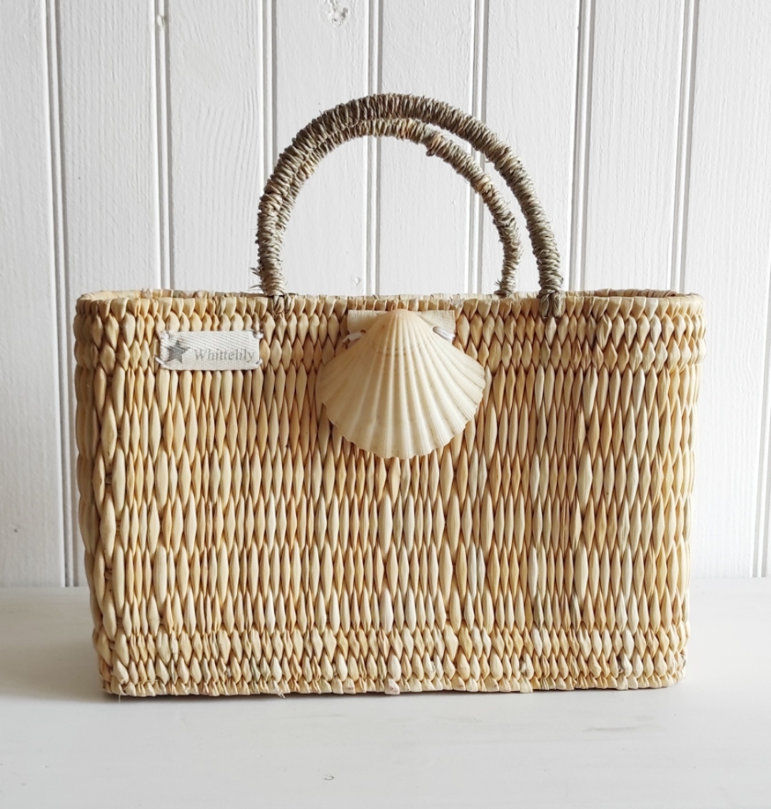 Capazos whittelily discount