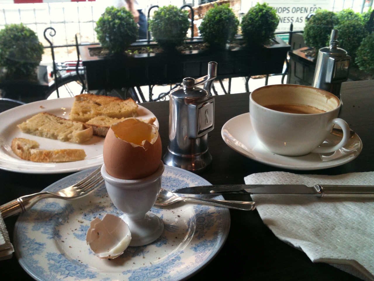 Awesome Breakfast@Mount Street Deli - London, United Kingdom