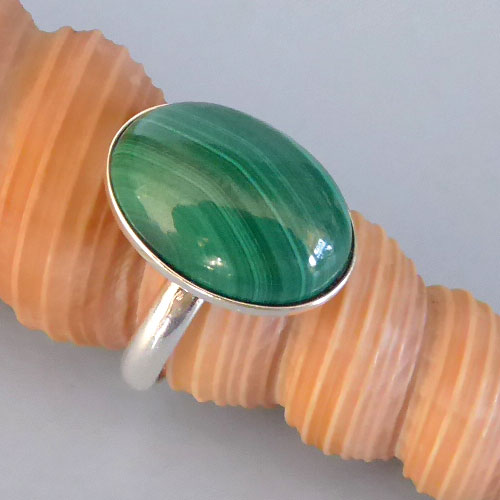 Bague en malachite, réglable, recouverte d'argent, dimension de la pierre 18/13