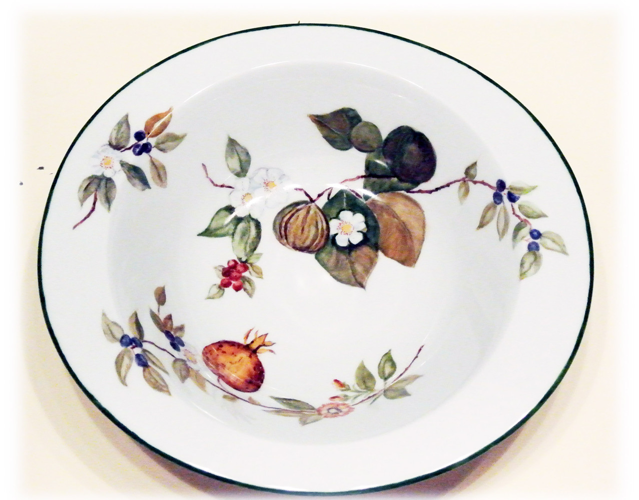 Schale mit Herbstmotiv