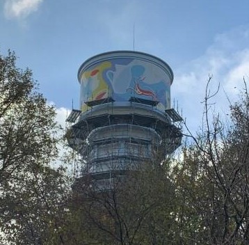 photo d'une fresque sur château d'eau de Drusenheim par Coron Thibaud( peinture, artiste, art, street-art, trompe l'oeil, fresque murale, graffiti...)