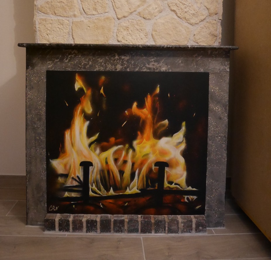 photo d'une peinture en trompe-l'oeil faux feu de cheminée, Virey-sous-Bar, Coron Thibaud