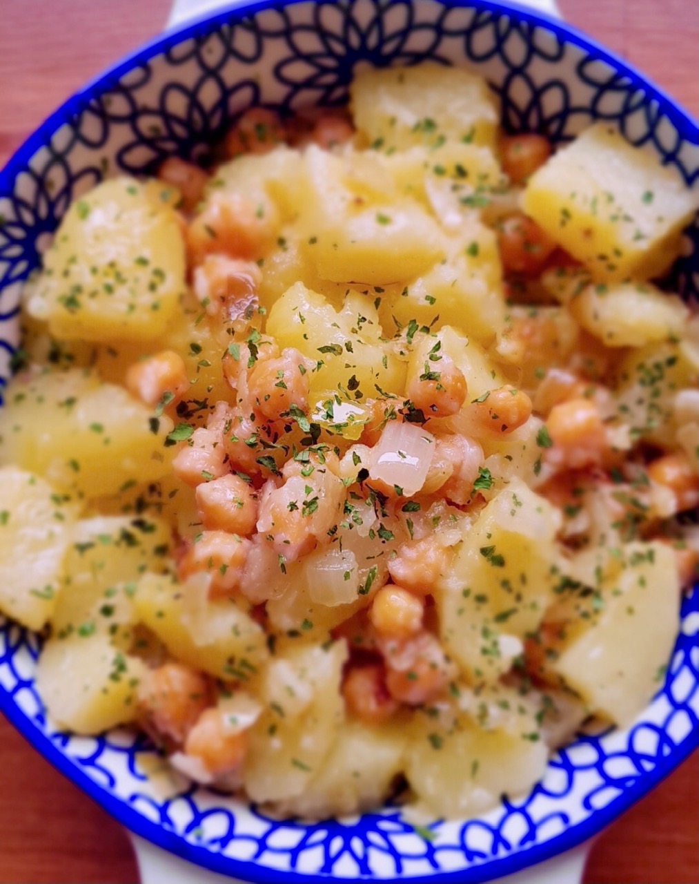 Cocotte de pommes de terres et pois-chiche de "Mamie Gracieuse"