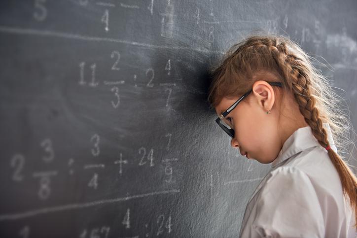 ▷ ¿Cómo se pueden reducir las causas del fracaso escolar y cómo abordarlas?