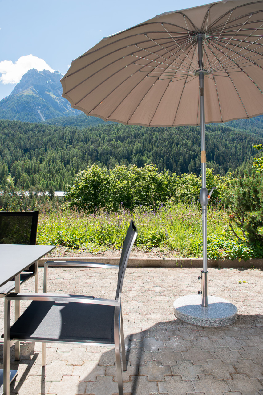 Ferienwohnung-Terrasse
