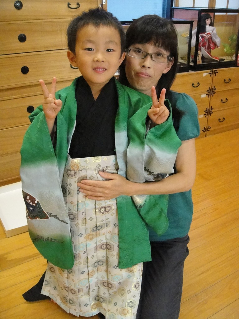 千葉市七五三袴レンタル 千葉市の日本舞踊衣裳化粧着付高級訪問着レンタル 葵総合アート企画